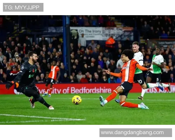 谢菲联主帅确认华裔新星陈达毅因伤缺阵四到六周