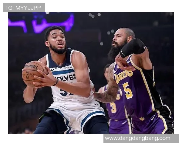 泰森半场表现惊艳高效砍下15分6板2助攻正负值高达18 泰森半场表现惊艳高效砍下15分6板2助攻正负值高达18