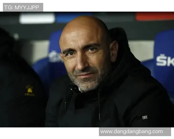 豪泽全场失准表现惨淡三分球零中九创尴尬纪录正负值惨跌至负十五