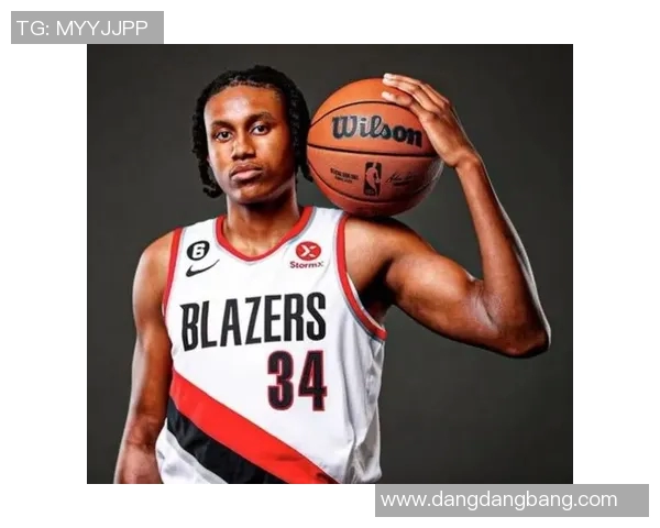 贾巴里沃克称赞埃奇库姆沉着冷静学习能力超群令人印象深刻