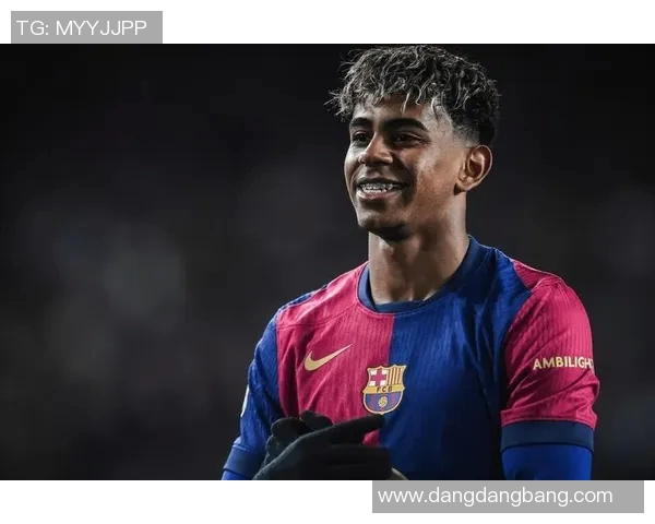 前巴萨B队主帅谈亚马尔年轻压力应适度分担责任