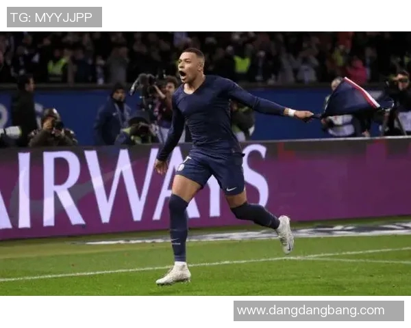 姆巴佩成自1958年方丹后首位一年内为五大联赛及法国队进60球的球员