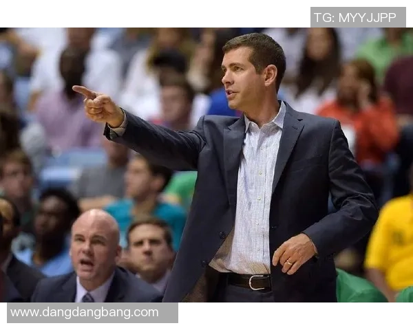 卢指导强调勇士与绿军打法相似强调球队需提升硬朗风格