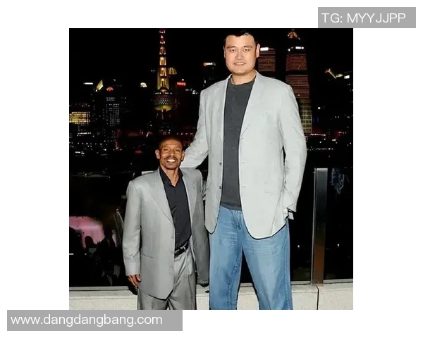 林葳谈狄龙独特身材优势教练称其为唯一身高超臂展的球员