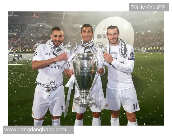 近十年皮奇奇奖回顾梅西五连冠姆巴佩莱万本泽马同台竞技