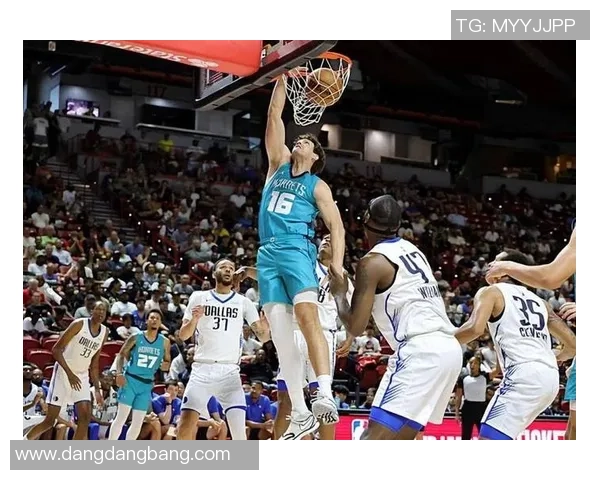 PJ霍尔谈客场胜利心情激动期待主场表现再创佳绩