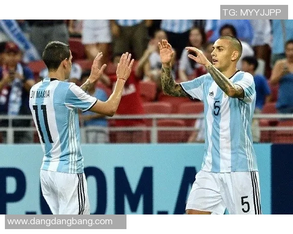 迪马利亚与帕雷德斯合作组建教练团队退役后志在执教罗萨里奥和博卡